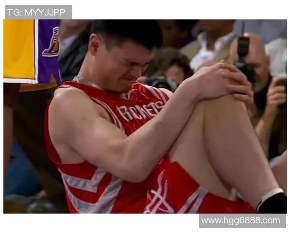 外国足球明星与姚明的跨界友谊与体育精神的完美结合 外国足球明星与姚明的跨界友谊与体育精神的完美结合