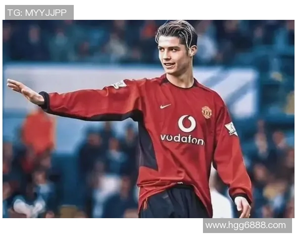 足球场上的颜值盛宴:那些让人心动的足球明星魅力瞬间大集合 足球场上的颜值盛宴:那些让人心动的足球明星魅力瞬间大集合